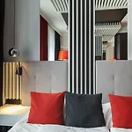 Hotel Clement